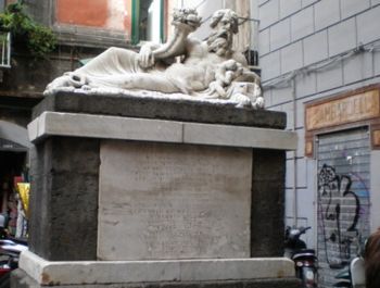 Centro storico di Napoli - La statua del Nilo
