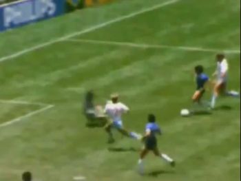 Maradona supera Shilton